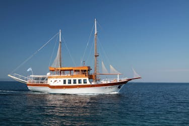 Toroneos Gulf Cruise by Marmaras